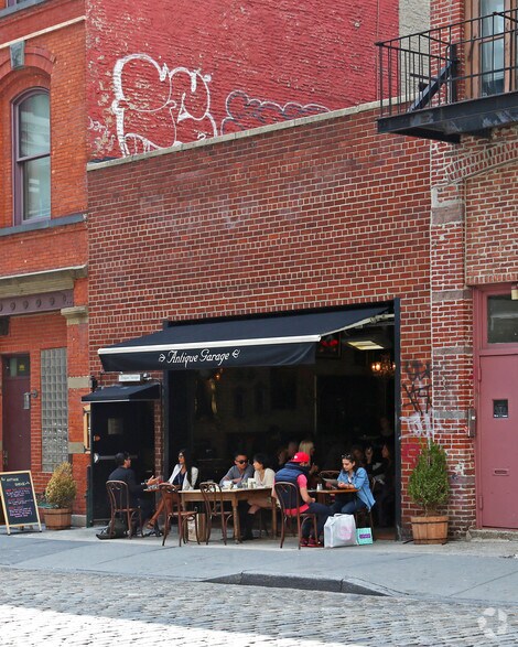 More Photos Of 41 Mercer St, New York Restaurant For Sale