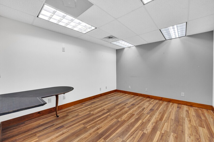 More Photos Of 105 Rock Barn Rd NE, Conover Flex For Sale