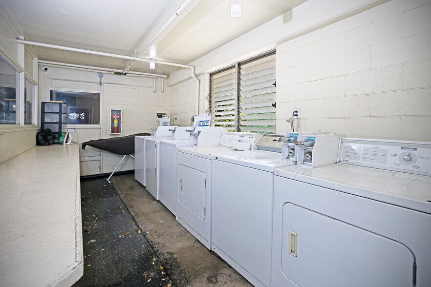 More Photos Of 1917 Algaroba St, Honolulu Apartments For Sale
