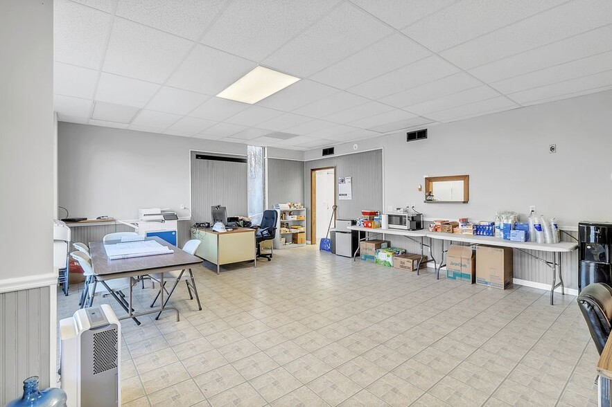 More Photos Of , Ware General Retail For Sale