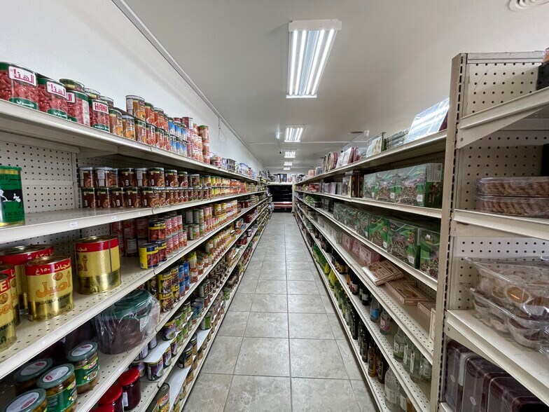 More Photos Of 1701 30th St, Bakersfield Freestanding For Sale