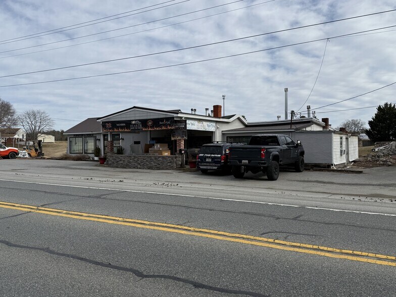 More Photos Of 28420 Point Lookout Rd, Leonardtown General Retail For Sale