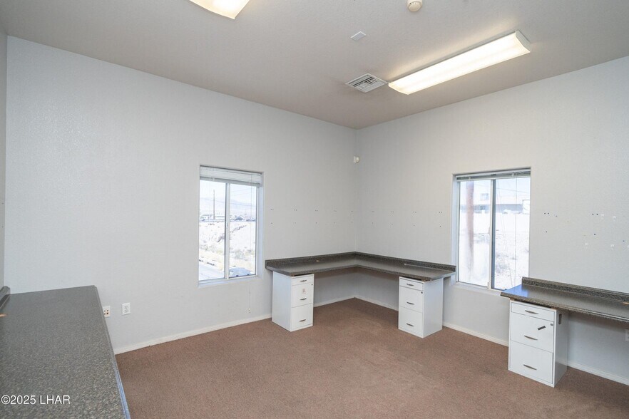 More Photos Of 1515 N Lake Havasu Ave, Lake Havasu City General Retail For Sale