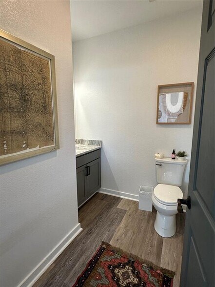 More Photos Of 30307 Ranch Road 12, Dripping Springs Light Manufacturing For Lease