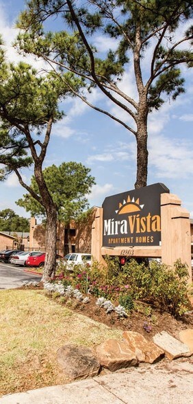 More Photos Of 12803 Northborough Dr, Houston Apartments For Sale