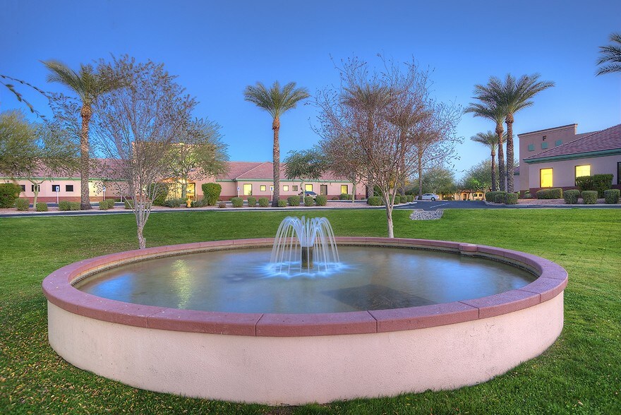 More Photos Of 5750 W Thunderbird Rd, Glendale Unknown For Lease