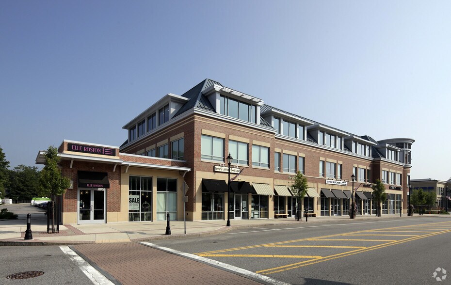 More Photos Of 180 Linden St, Wellesley Office For Lease