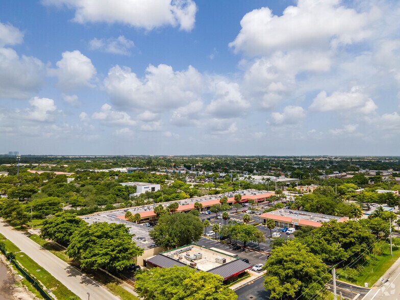 More Photos Of 1727-1797 N University Dr, Plantation Unknown For Lease