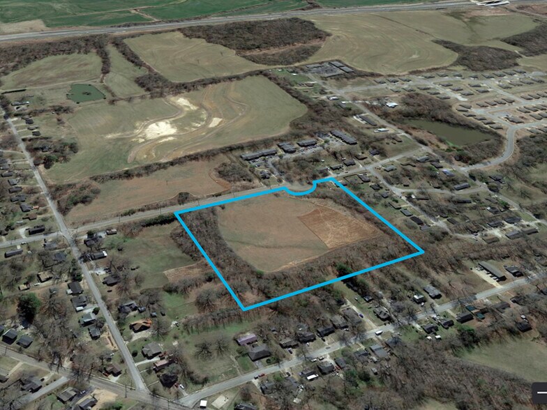More Photos Of Wyatt, Brownsville Land For Sale