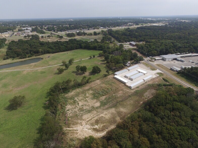More Photos Of 1337 Arbala Rd, Sulphur Springs Self Storage For Sale