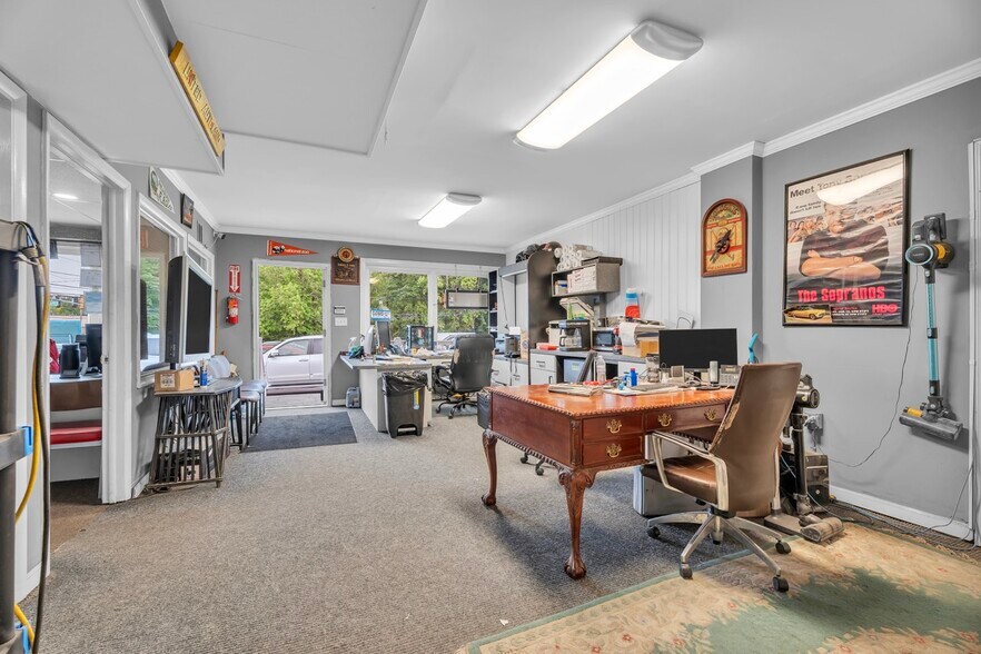 More Photos Of 1333 Delsea Dr, Deptford Auto Dealership For Sale