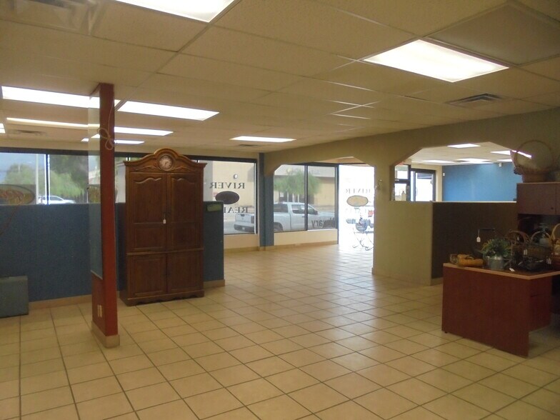 More Photos Of 132 E Hobsonway, Blythe Office For Sale