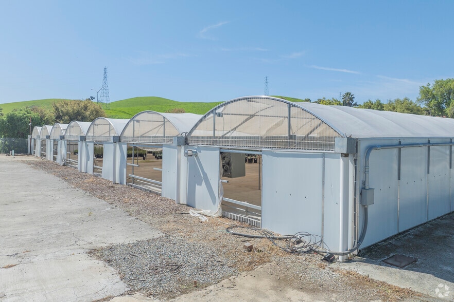 More Photos Of 5987 Mission Rd, Sunol Warehouse For Sale
