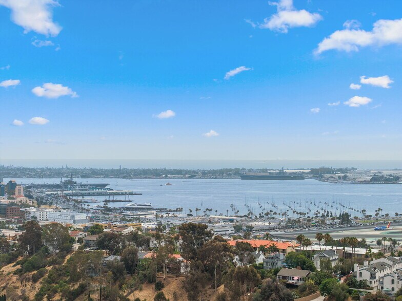 More Photos Of 3206-3216 Reynard Way, San Diego Apartments For Sale