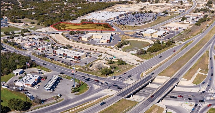 More Photos Of 281 Singing Oaks, Spring Branch Storefront For Sale