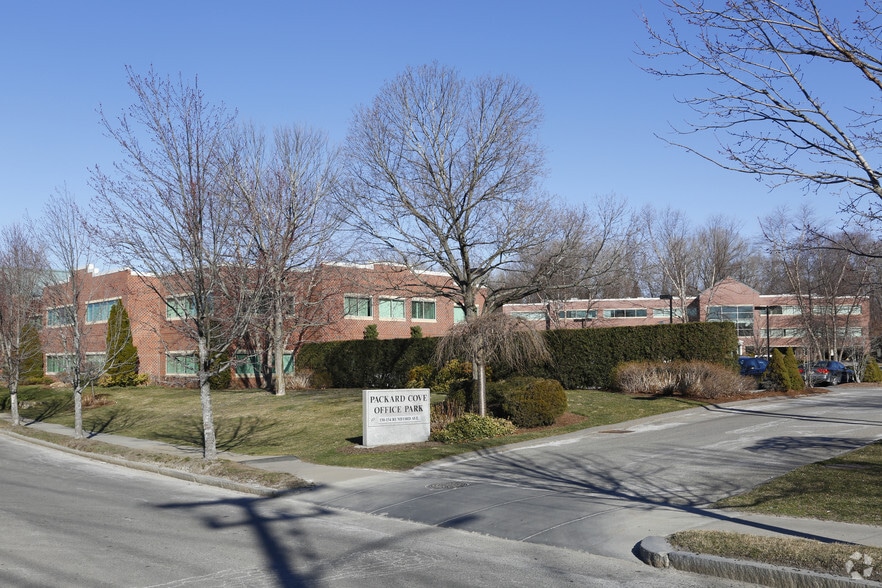 More Photos Of 130 Rumford Ave, Newton Office For Lease