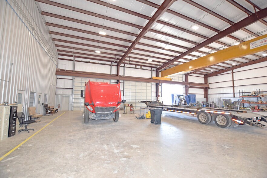 More Photos Of 2250 Dixie Blvd, Odessa Industrial For Sale