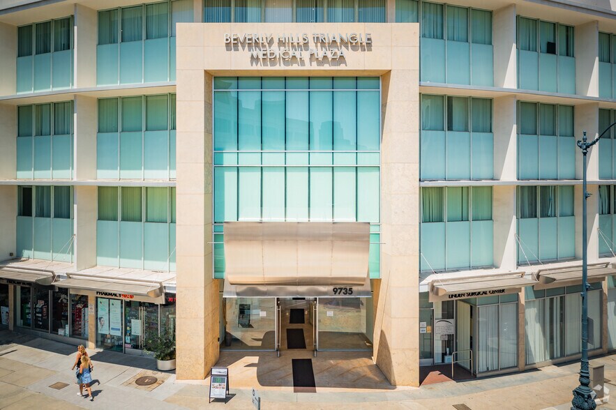 More Photos Of 9735 Wilshire Blvd, Beverly Hills Medical For Lease