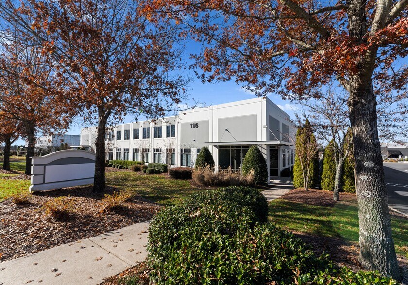 More Photos Of 116 Exmore Rd, Mooresville Office For Lease