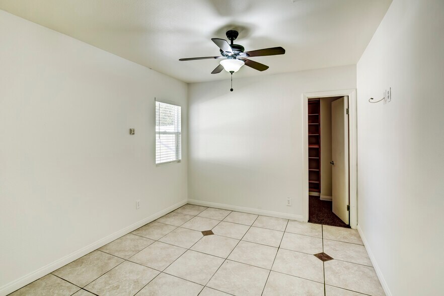 More Photos Of 2371 Mentone Ave, Mentone Apartments For Sale