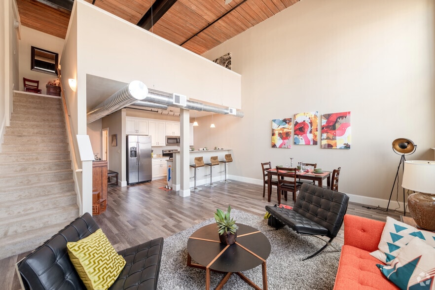 More Photos Of 12 Eagle St, Providence Apartments For Lease