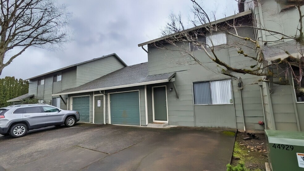 More Photos Of 2702-2812 NE 86th Ave, Vancouver Apartments For Sale