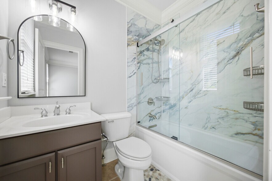 More Photos Of 574 East Ave NE, Atlanta Specialty For Sale