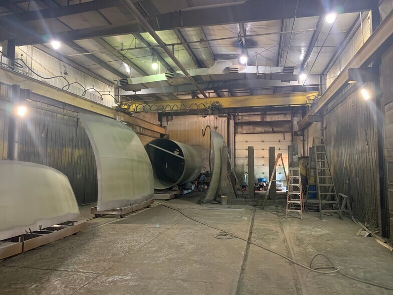 More Photos Of 300 W Walnut St, Sioux Falls Warehouse For Sale