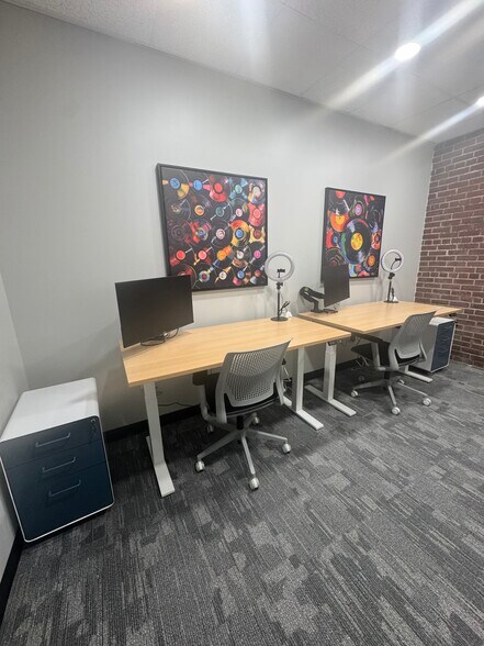 More Photos Of 2600 8th Ave S, Nashville Coworking Space