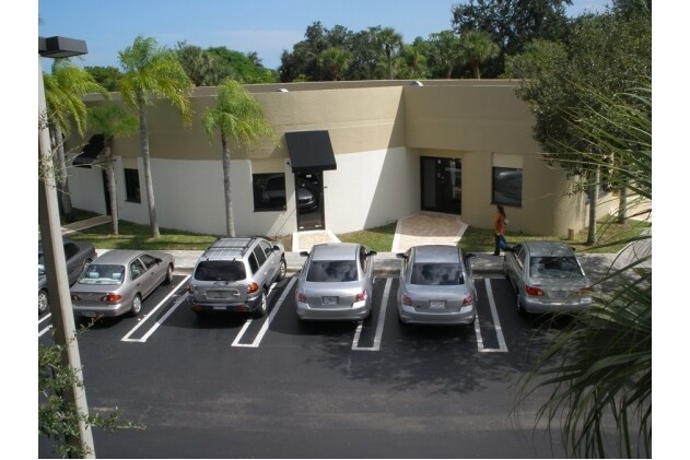 More Photos Of 8100-8110 Royal Palm Blvd, Coral Springs Medical For Lease