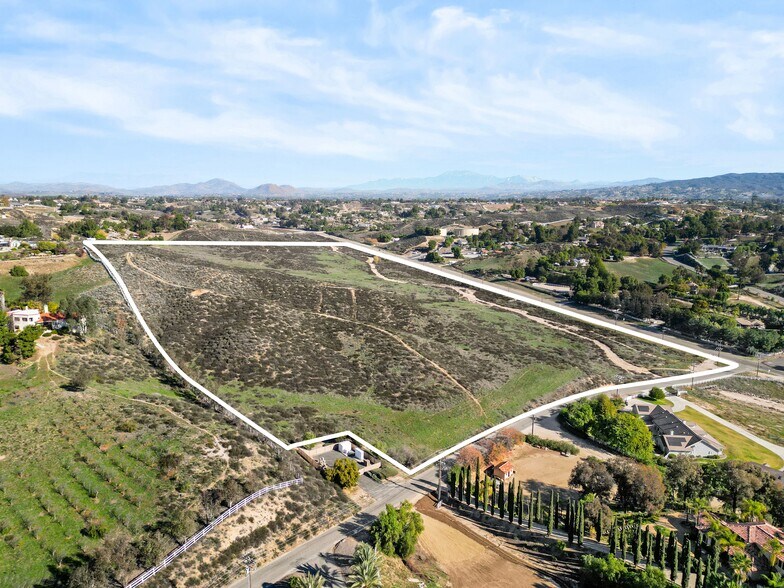 More Photos Of Anza Rd & Linda Rosea, Temecula Land For Sale
