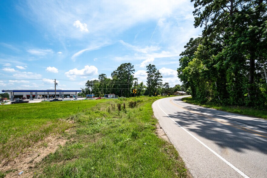 More Photos Of 7820 FM 1010 Rd, Cleveland General Retail For Sale