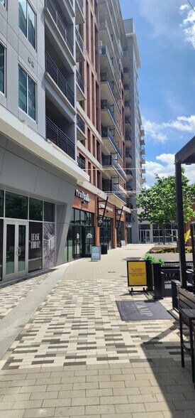 More Photos Of 320 Falls St, Greenville Office For Lease