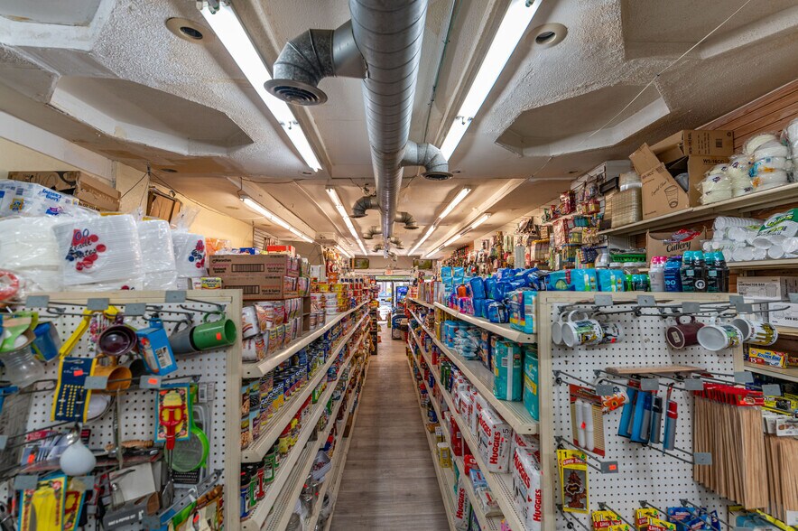 More Photos Of 1015 W Hamilton St, Allentown Multifamily For Sale