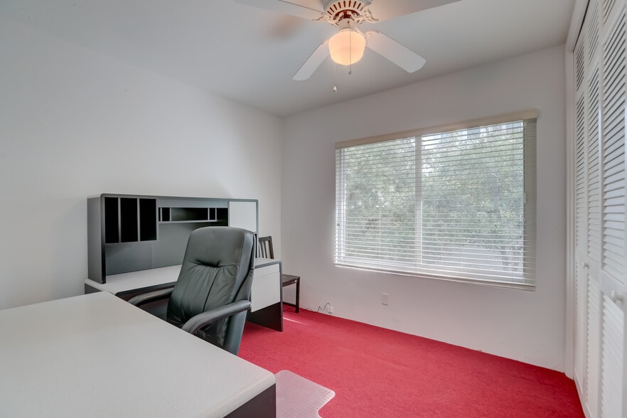 More Photos Of 8 SE 8th St, Fort Lauderdale Office For Sale