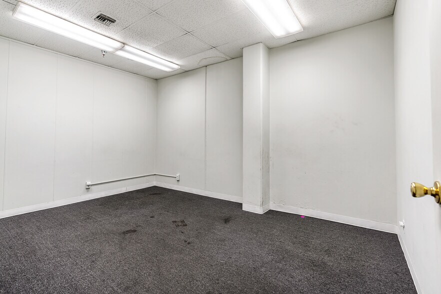 More Photos Of 5435 Peck Rd, Arcadia Manufacturing For Sale