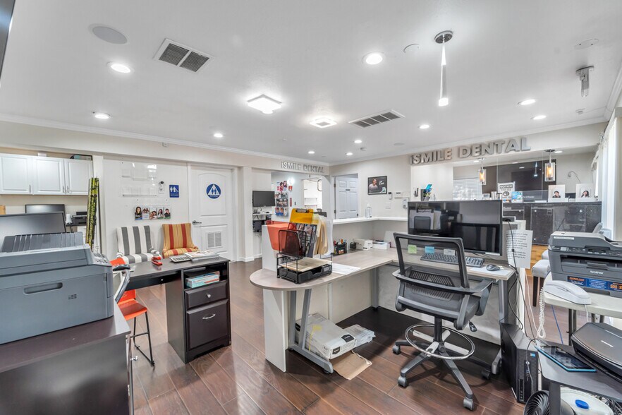 More Photos Of 556 N 1st St, San Jose Medical For Sale