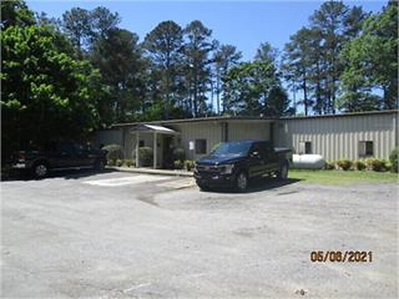 Primary Photo Of 179 Arnold Rd, Lawrenceville Industrial For Sale