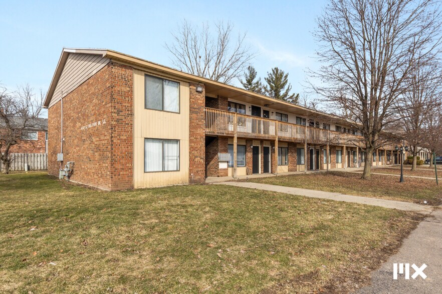 More Photos Of 4130 Oak Park Dr SE, Grand Rapids Apartments For Sale