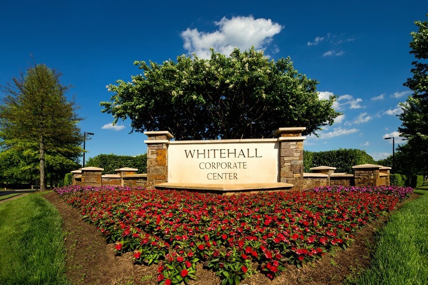 More Photos Of 3800 Arco Corporate Dr, Charlotte Office For Lease