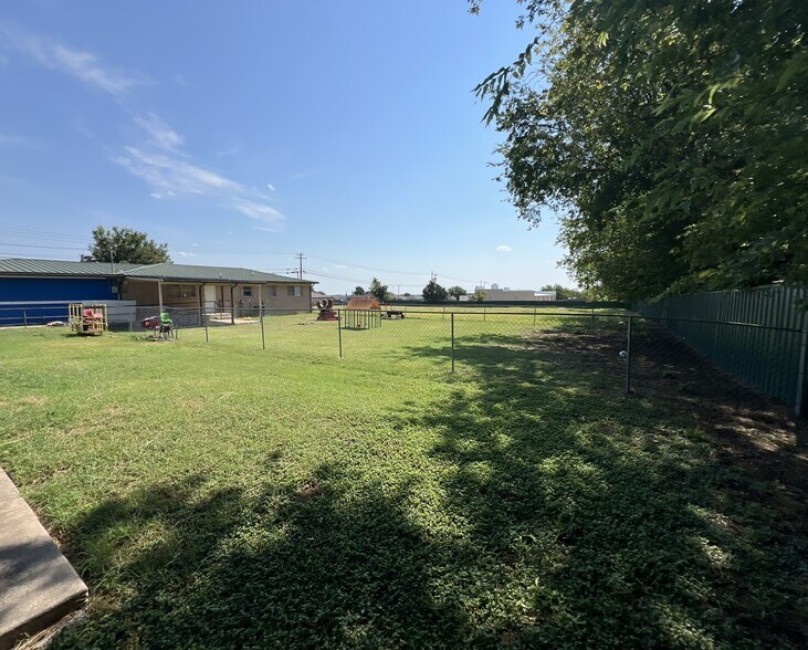 More Photos Of 3802 Watercrest Rd, Killeen Office For Sale