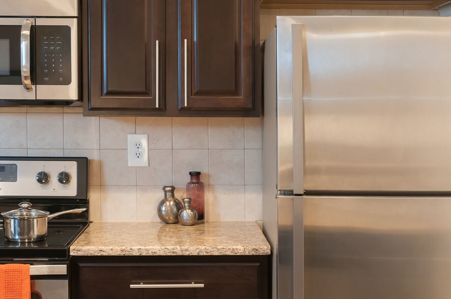 More Photos Of 1001-1003 Easton Rd, Willow Grove Apartments For Lease