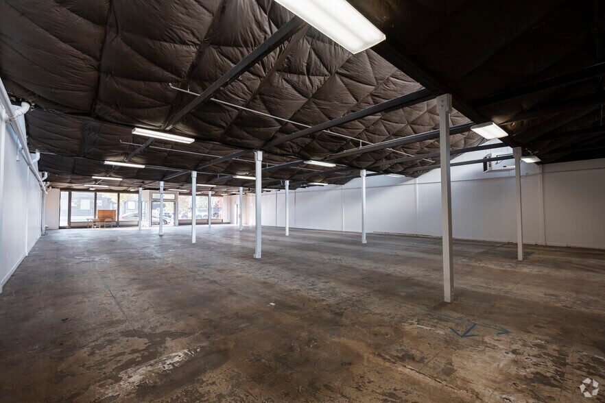 More Photos Of 842 Lighthouse Ave, Monterey Freestanding For Lease