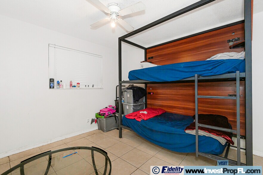 More Photos Of 404 NE 4th St, Pompano Beach Multifamily For Sale