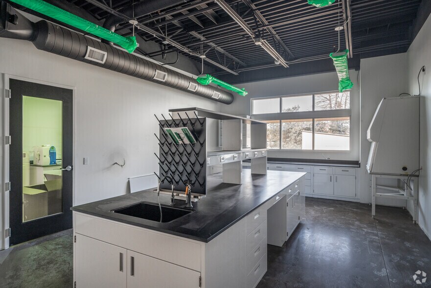 More Photos Of 308 E Vine Dr, Fort Collins Research And Development For Lease