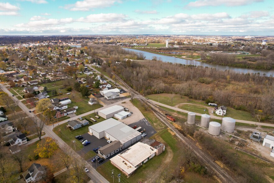 More Photos Of 1020 N 5th St, Fremont Light Manufacturing For Sale