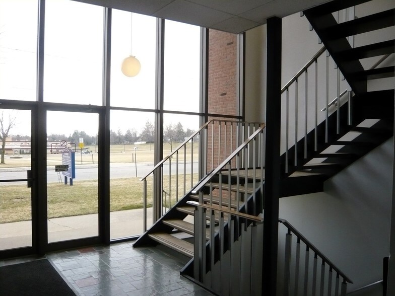 More Photos Of 770 Riverside Ave, Adrian Medical For Lease