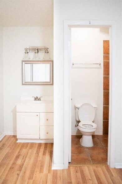 More Photos Of 2841 San Gabriel St, Austin Specialty For Sale