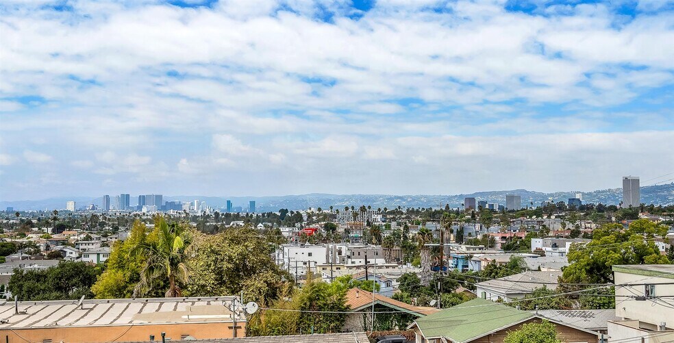 More Photos Of 4701 Saturn St, Los Angeles Multifamily For Sale