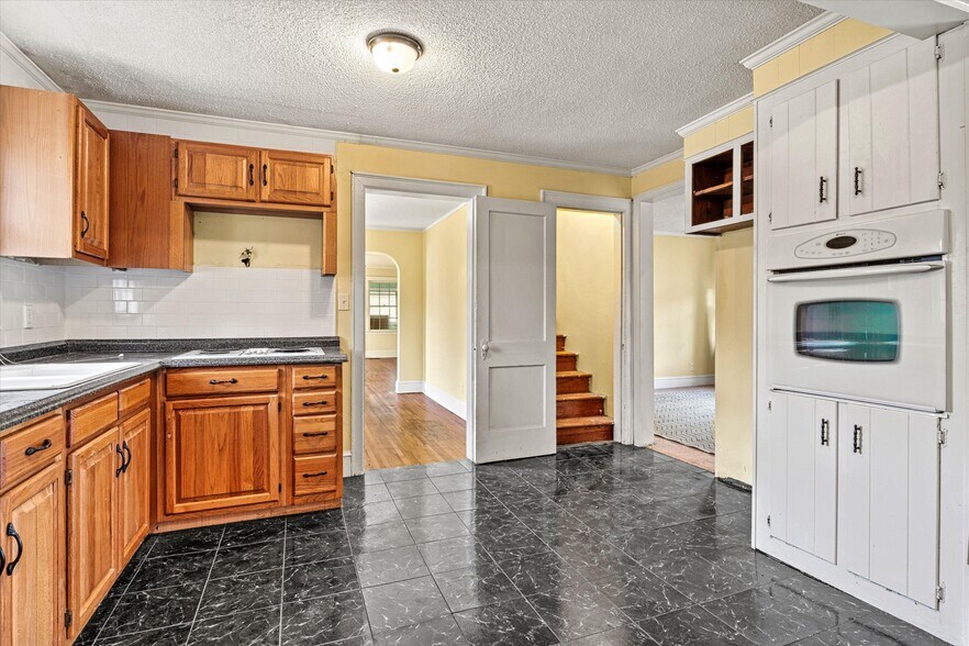 More Photos Of 1190 S NC 16 Business Hwy, Stanley Flex For Sale